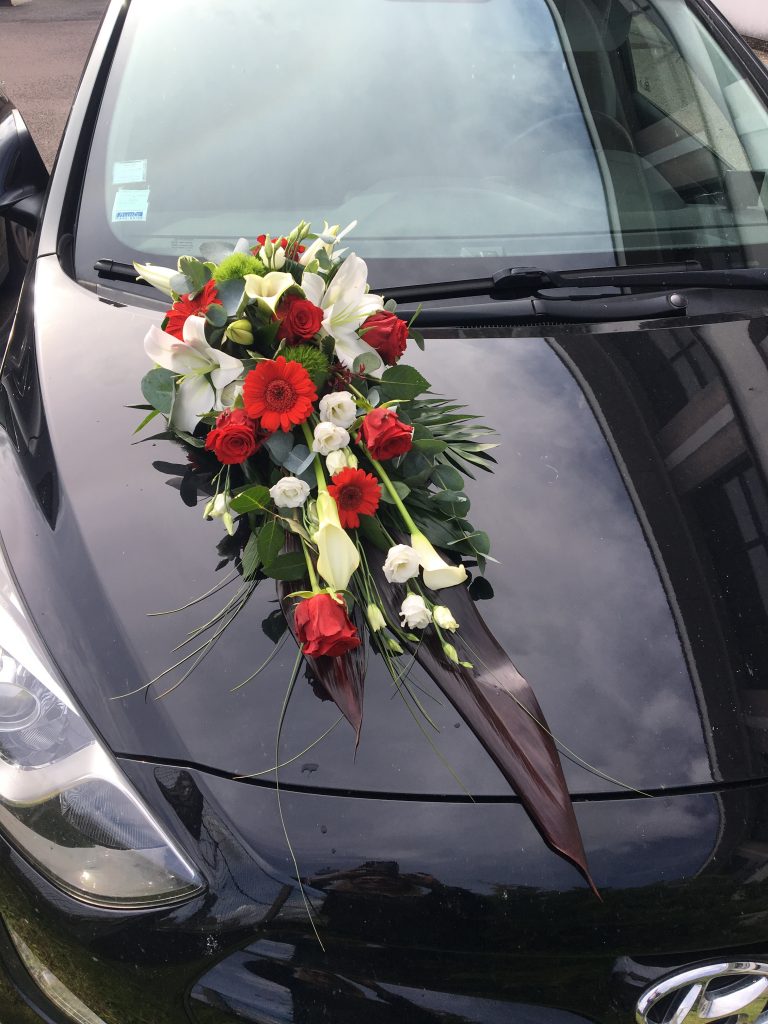 longue composition florale blanc vert rouge amour Le houlme