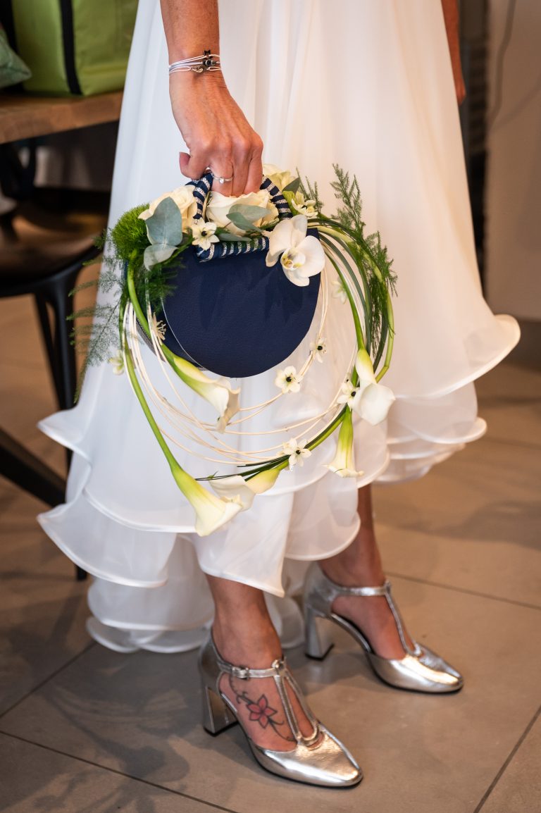 Bouquet de mariée sac à main élégant Rouen Bois Guillaume et ses environs